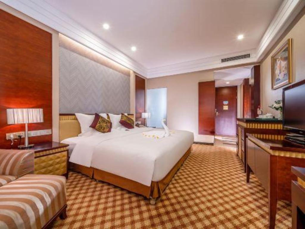 Nanning Yongjiang Hotel Bagian luar foto